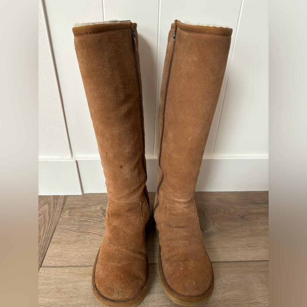 Ugg Knee High Boots size 6